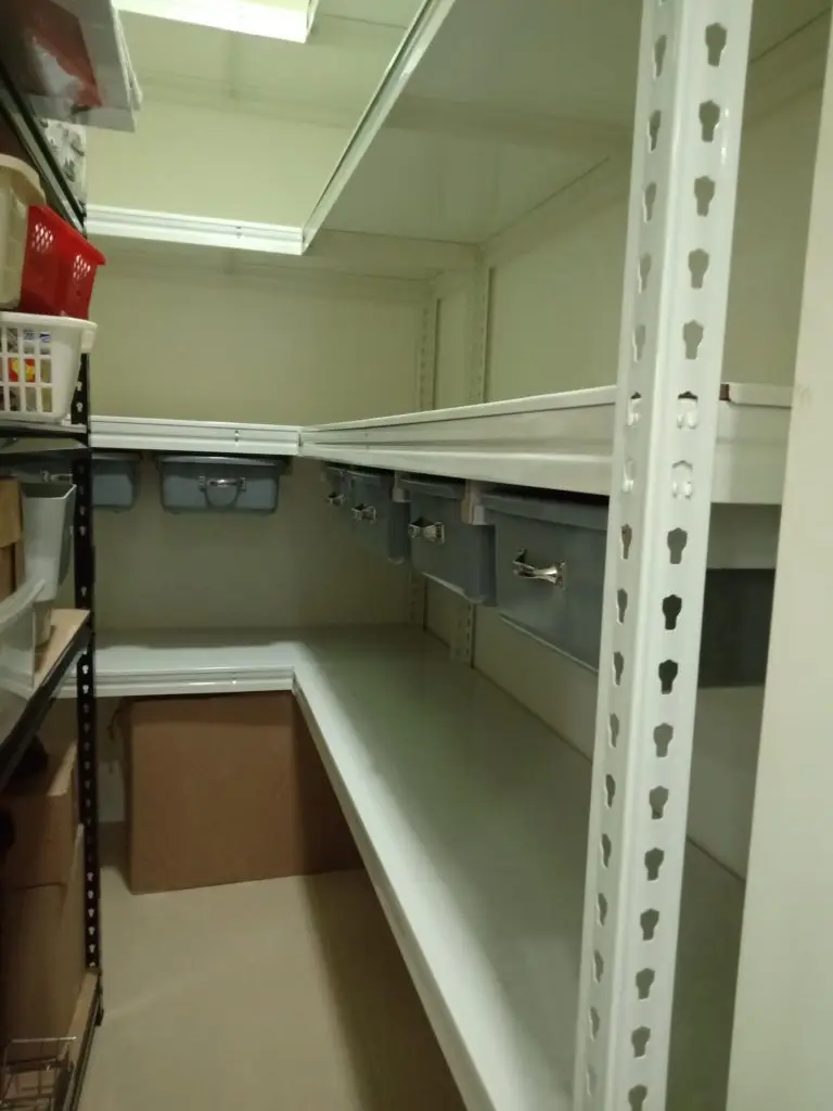 Boltless Rack SG, Storeroom Rack, Storage Rack, Shelving Bed Rack shelves-with-drawers-on-bottom-768x1024 Boltless Racks with accessories  