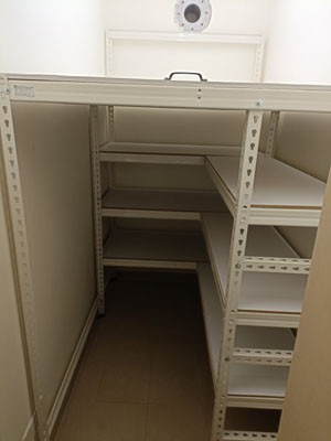  Platform-storage-bed-rack Bomb shelter loft bed  